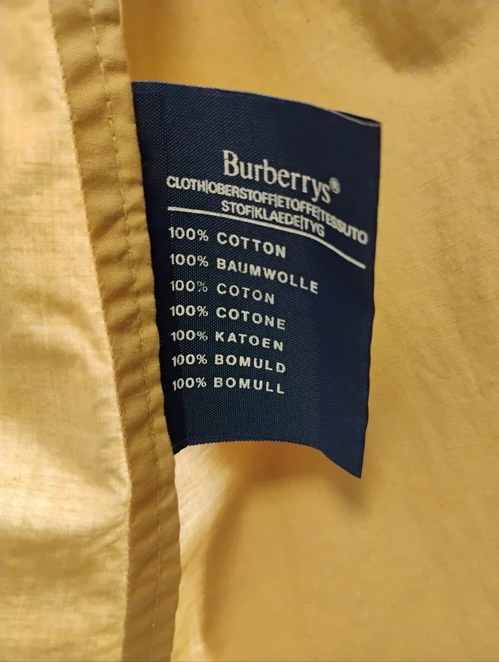 Vintage Burberry Beige Light Weight Trench Coat - Picture 10 of 10